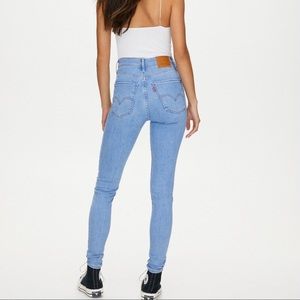 Levi's Mile High Jeans Super Skinny Light Wash Size 28